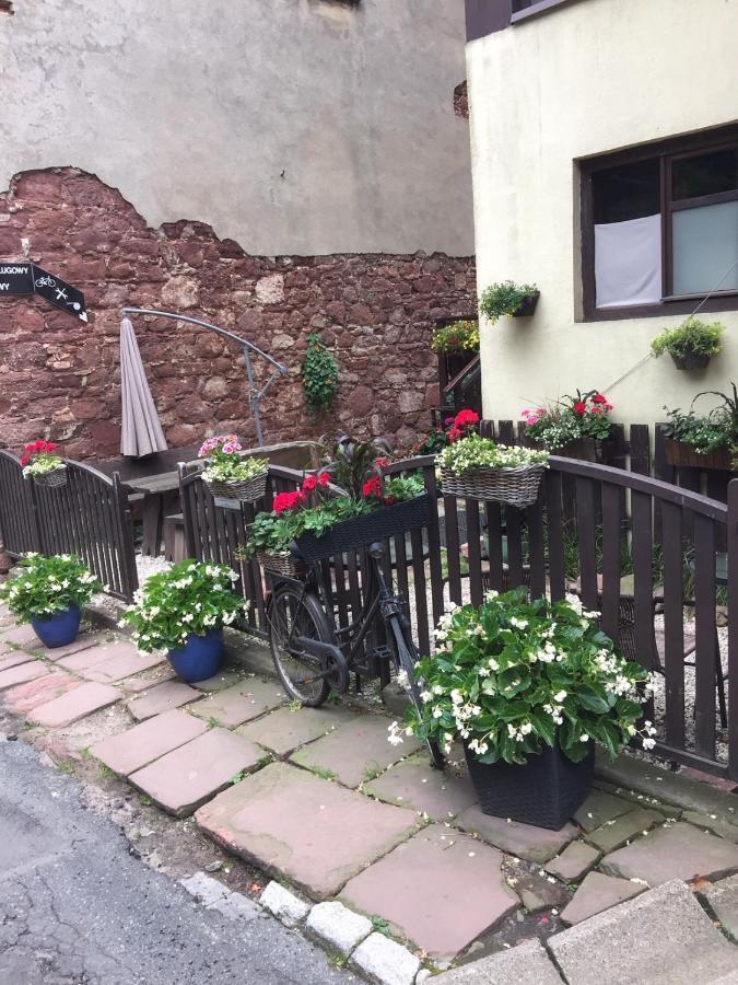 Centrum Turystyki Niekonwencjonalnej Srebrna Góra 외부 사진